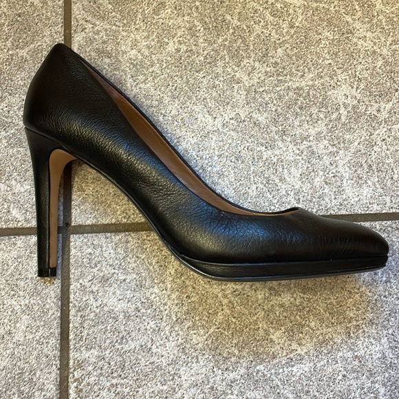 BANANA REPUBLIC UEC Women’s Size 9 Black Leather Heel Platform Pumps Round Toe - Picture 10 of 17